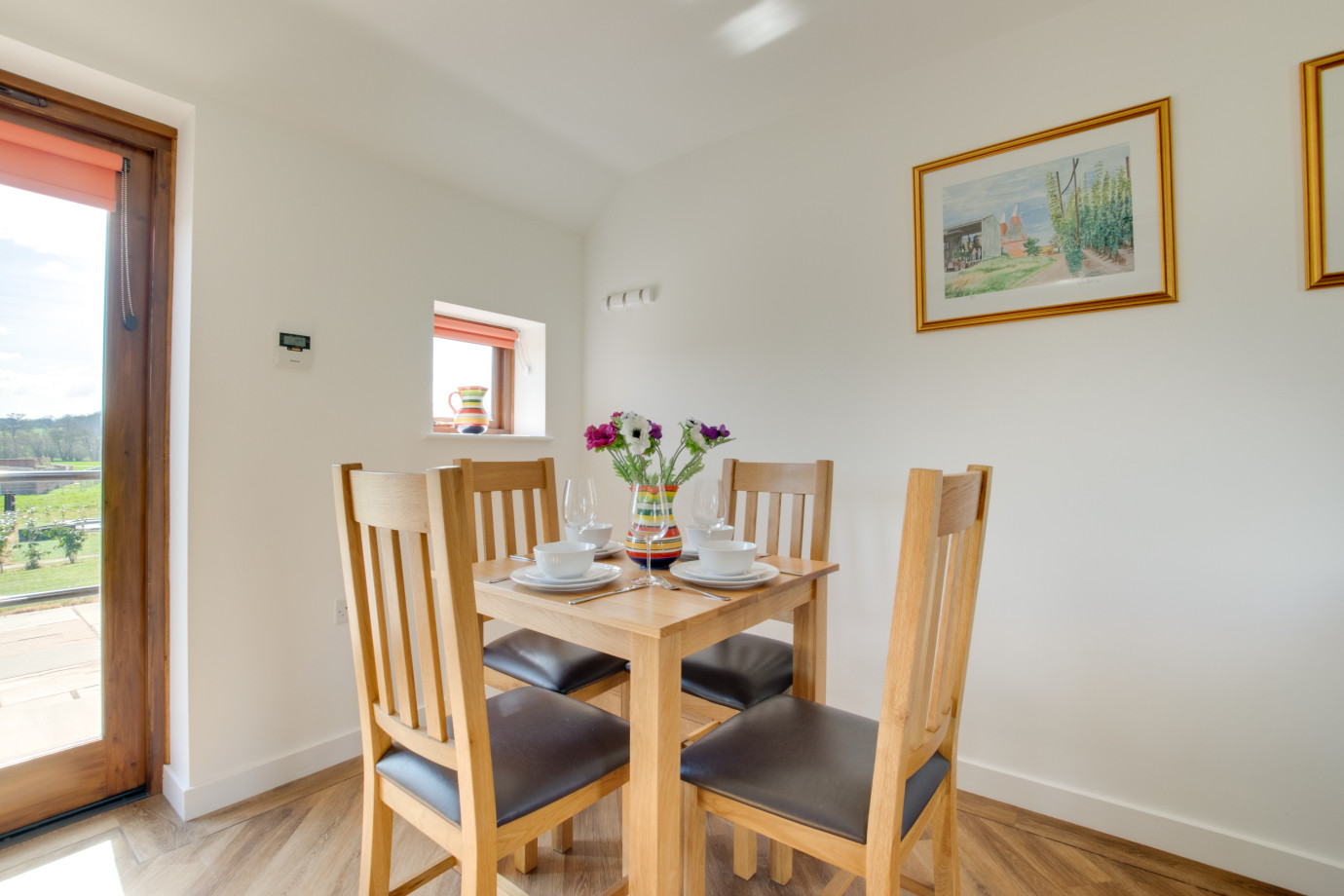 London Hopper Hut (CB662) Original Cottages